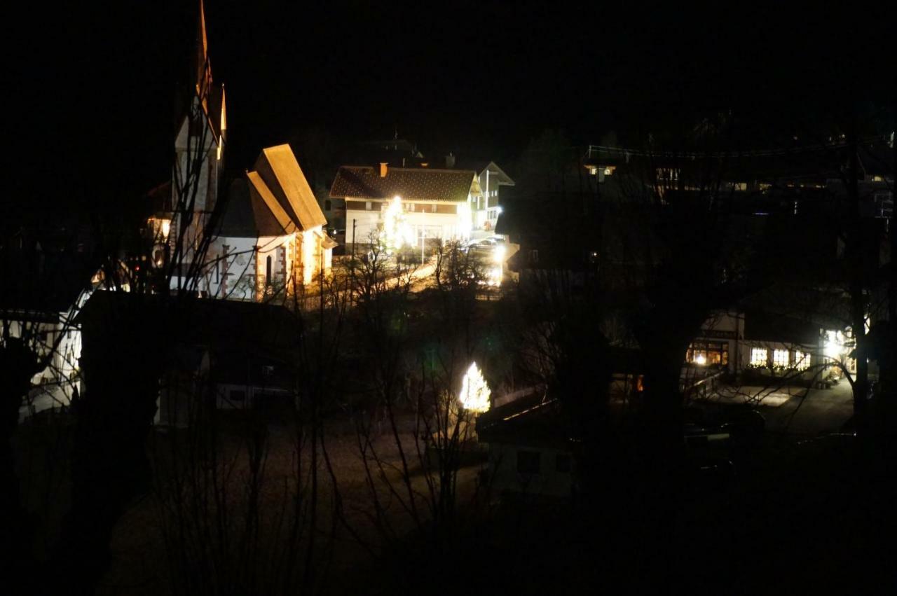 Musikhof Lexer Apartment Liesing Bagian luar foto
