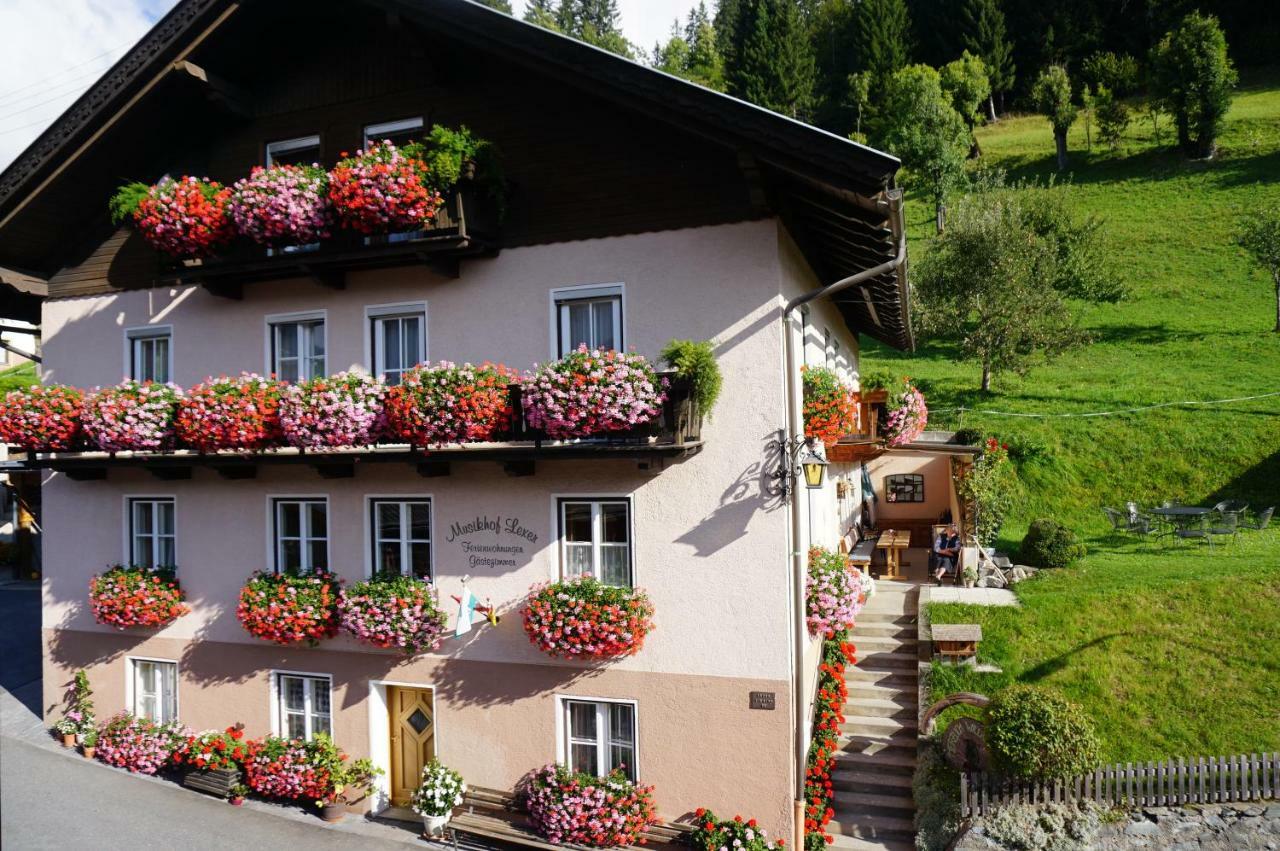 Musikhof Lexer Apartment Liesing Bagian luar foto